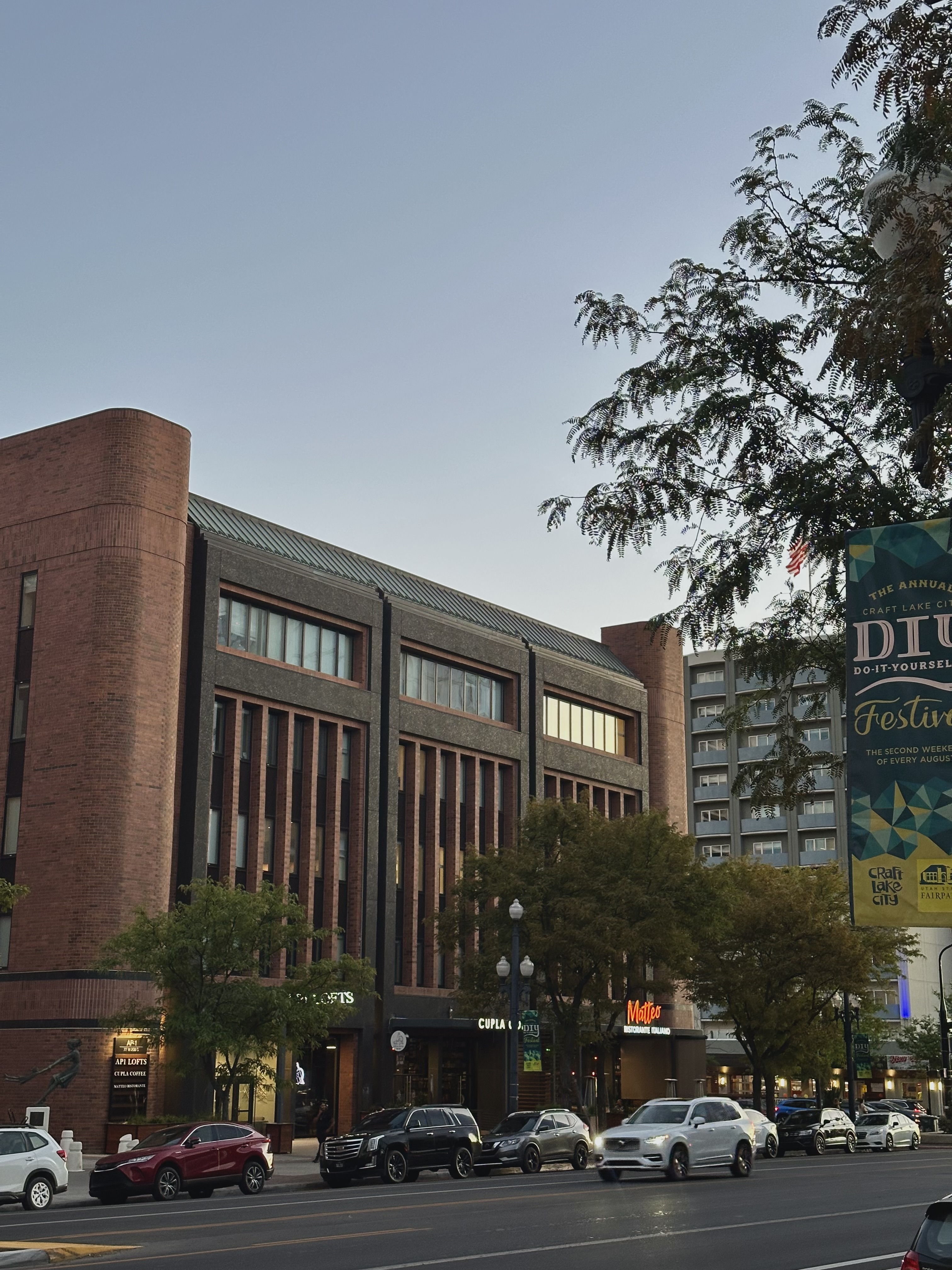 a pretty building in SLC